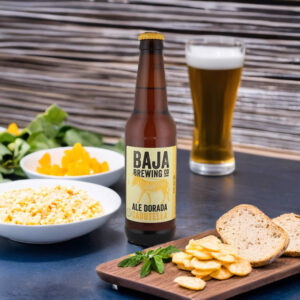 Cerveza Baja Brewing Cabotella junto a un pan