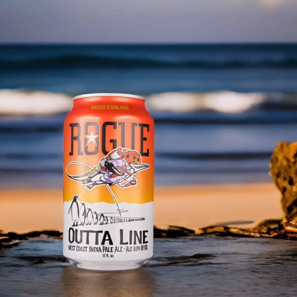 Cerveza Rogue Outta Line en la playa